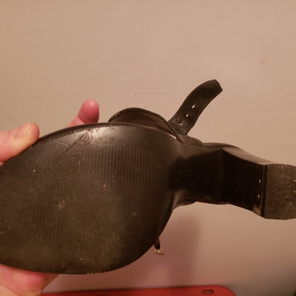 BCBGirls Heeled Black Leather Sandal Size 39 - Picture 6 of 6